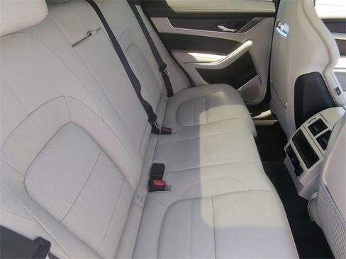 New 2025 Jaguar F-PACE R-Dynamic S image 7
