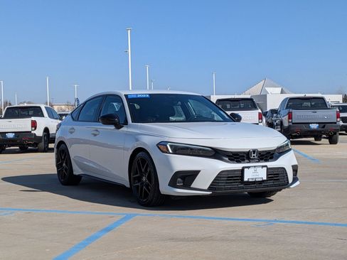 Certified 2023 Honda Civic Sport image 4