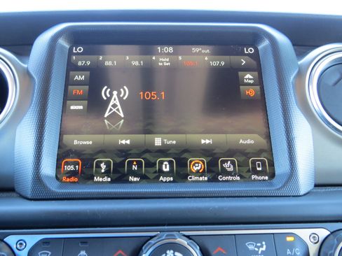 Used 2018 Jeep Wrangler Unlimited Rubicon image 31