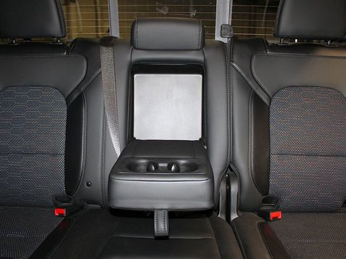 New 2023 RAM 1500 Big Horn AWD/4WD image 28