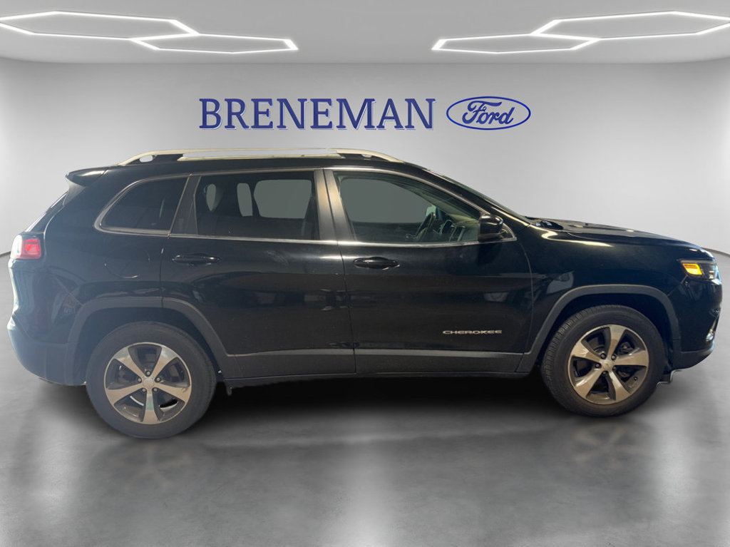 Used 2019 Jeep Cherokee Limited AWD/4WD image 5