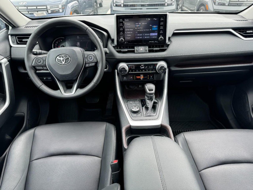 Used 2019 Toyota RAV4 Limited w/ Cold Weather Package AWD/4WD image 12