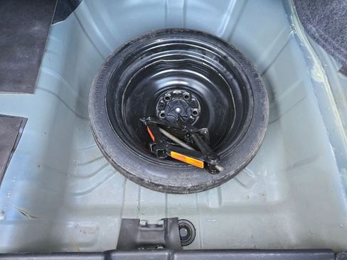 Used 2019 Nissan Sentra SV w/ Exterior Package image 18