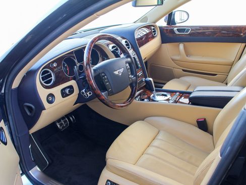 Used 2007 Bentley Flying Spur Flying Spur AWD/4WD image 8