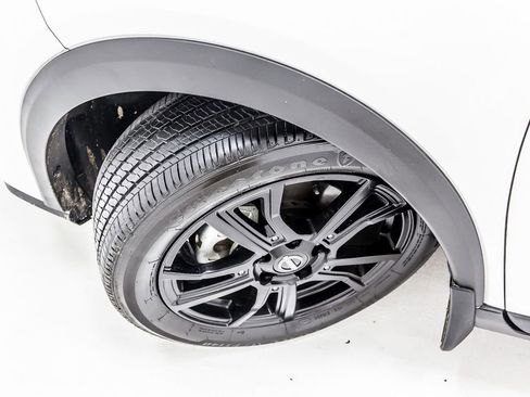 Used 2023 Nissan Kicks SR w/ SR Premium Package image 12