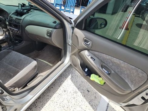 Used 2003 Nissan Sentra GXE FWD image 28