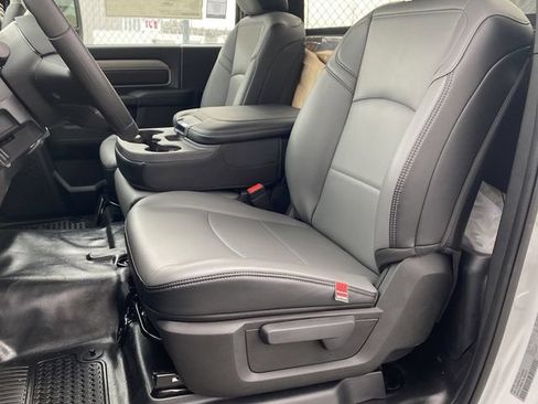 New 2023 RAM 4500 Tradesman RWD image 8