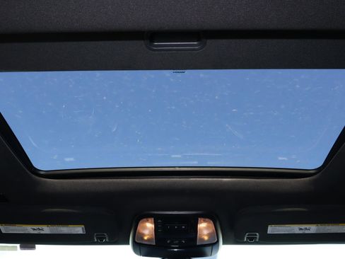 Used 2024 Dodge Durango R/T image 12