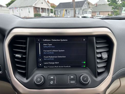Used 2023 GMC Acadia Denali AWD/4WD image 28
