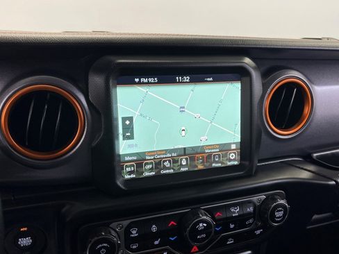 Certified 2022 Jeep Gladiator Mojave w/ LED Lighting Group image 30