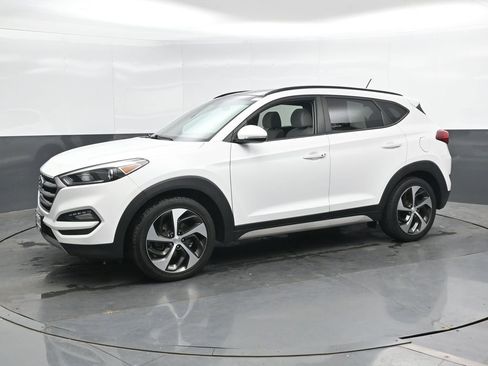 Used 2017 Hyundai Tucson Value AWD/4WD image 6