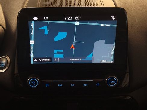 Used 2018 Ford EcoSport Titanium FWD image 25
