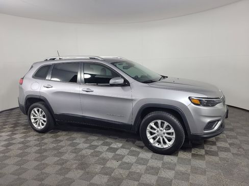 Used 2021 Jeep Cherokee Latitude FWD image 11