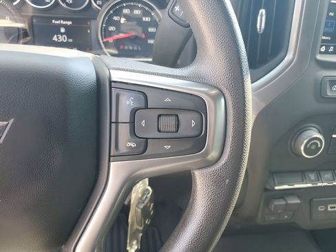 Used 2023 Chevrolet Silverado 2500 Custom w/ Custom Value Package image 34