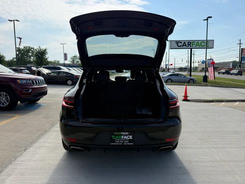 Used 2017 Porsche Macan AWD/4WD image 13