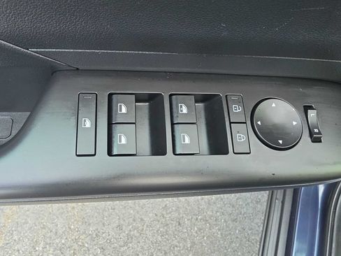 Used 2025 Hyundai Kona SEL AWD/4WD image 17