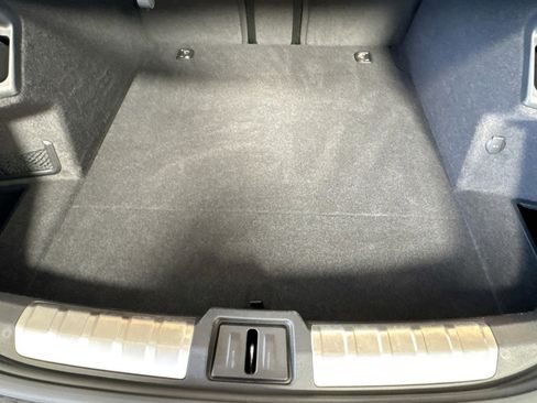 Used 2023 Audi e-tron GT Premium Plus image 24