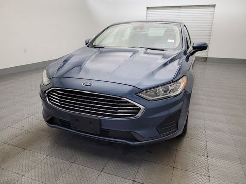 Used 2019 Ford Fusion SE FWD image 15