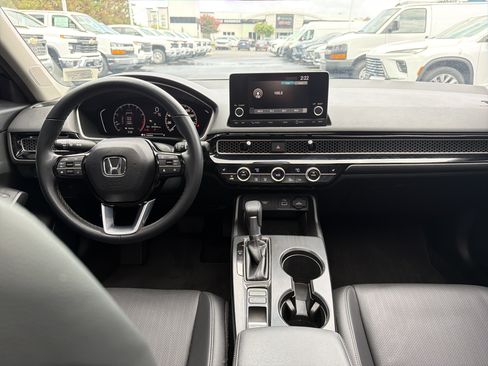 Used 2024 Honda Civic EX-L image 29