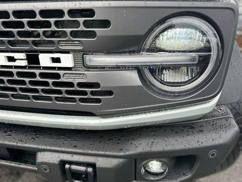 Certified 2023 Ford Bronco Badlands w/ Sasquatch Package AWD/4WD image 9