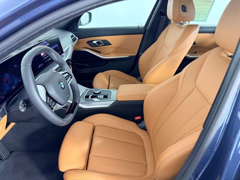 Used 2025 BMW 330i Sedan RWD image 5