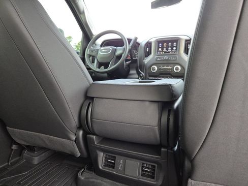 New 2026 GMC Sierra 2500 Pro image 22