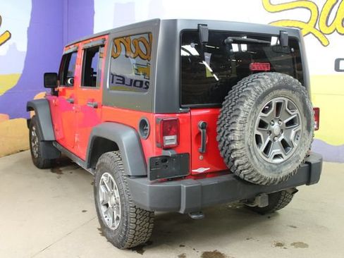 Used 2017 Jeep Wrangler Unlimited Rubicon w/ Cold Weather Group AWD/4WD image 5