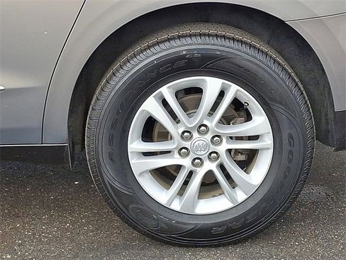 Used 2018 Buick Enclave Essence w/ Trailering Package image 30