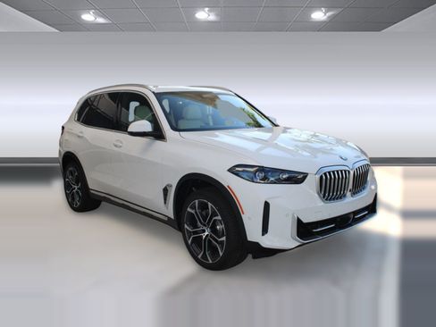 Used 2026 BMW X5 sDrive40i RWD image 7