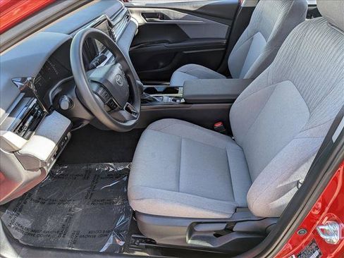 Used 2025 Toyota Camry LE image 16