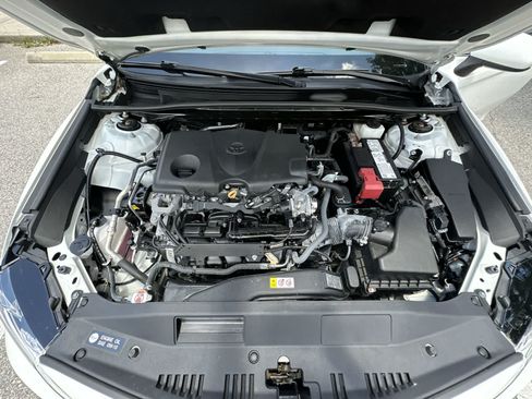 Used 2023 Toyota Camry LE AWD/4WD image 13