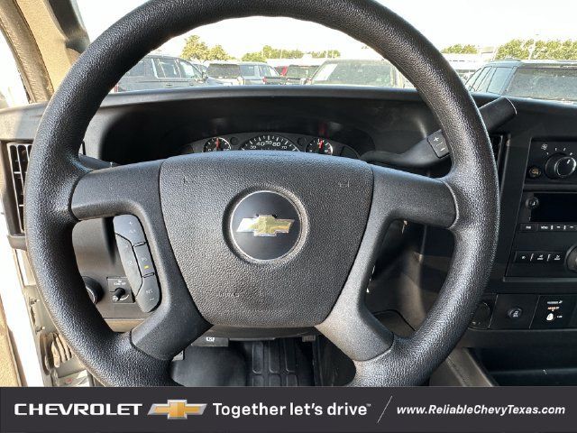 Used 2025 Chevrolet Express 2500 w/ Driver Convenience Package RWD image 12