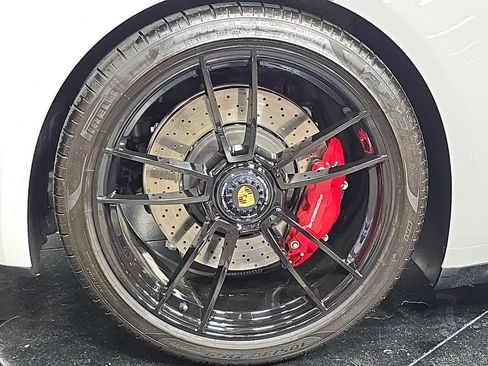 Certified 2024 Porsche 911 Targa 4 GTS AWD/4WD image 29
