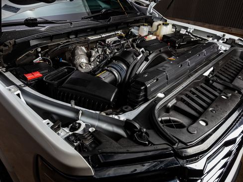 Used 2024 GMC Sierra 3500 Denali Ultimate image 40