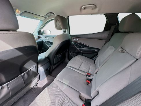 Used 2018 Hyundai Santa Fe Sport image 22