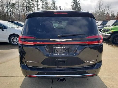 New 2026 Chrysler Pacifica Limited w/ Uconnect Theater Family Group AWD/4WD image 5