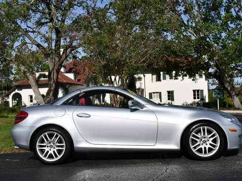 Used 2009 Mercedes-Benz SLK 300 image 41