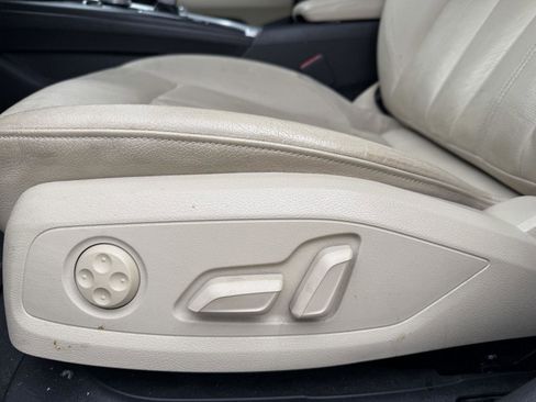 Used 2017 Audi A4 2.0T Premium Plus w/ Premium Plus Package image 8