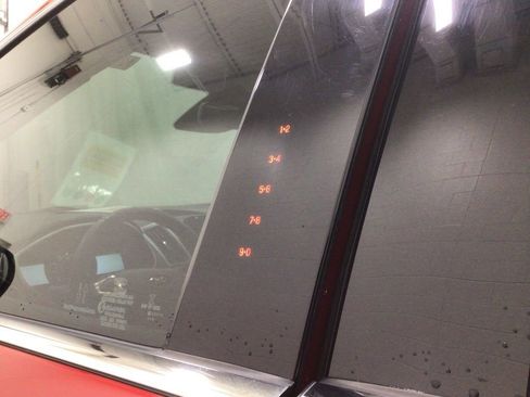 Used 2021 Ford Edge SEL w/ Convenience Package image 7