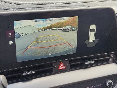 Used 2023 Kia Sportage EX image 19