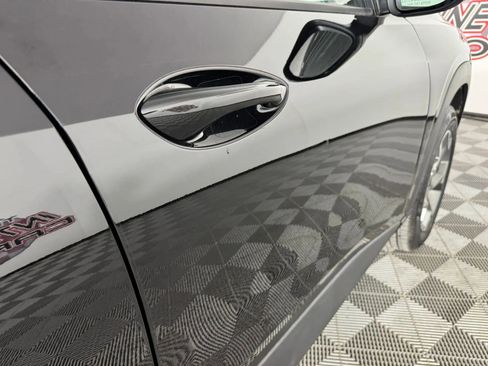 Used 2024 Chevrolet Trax LT image 30