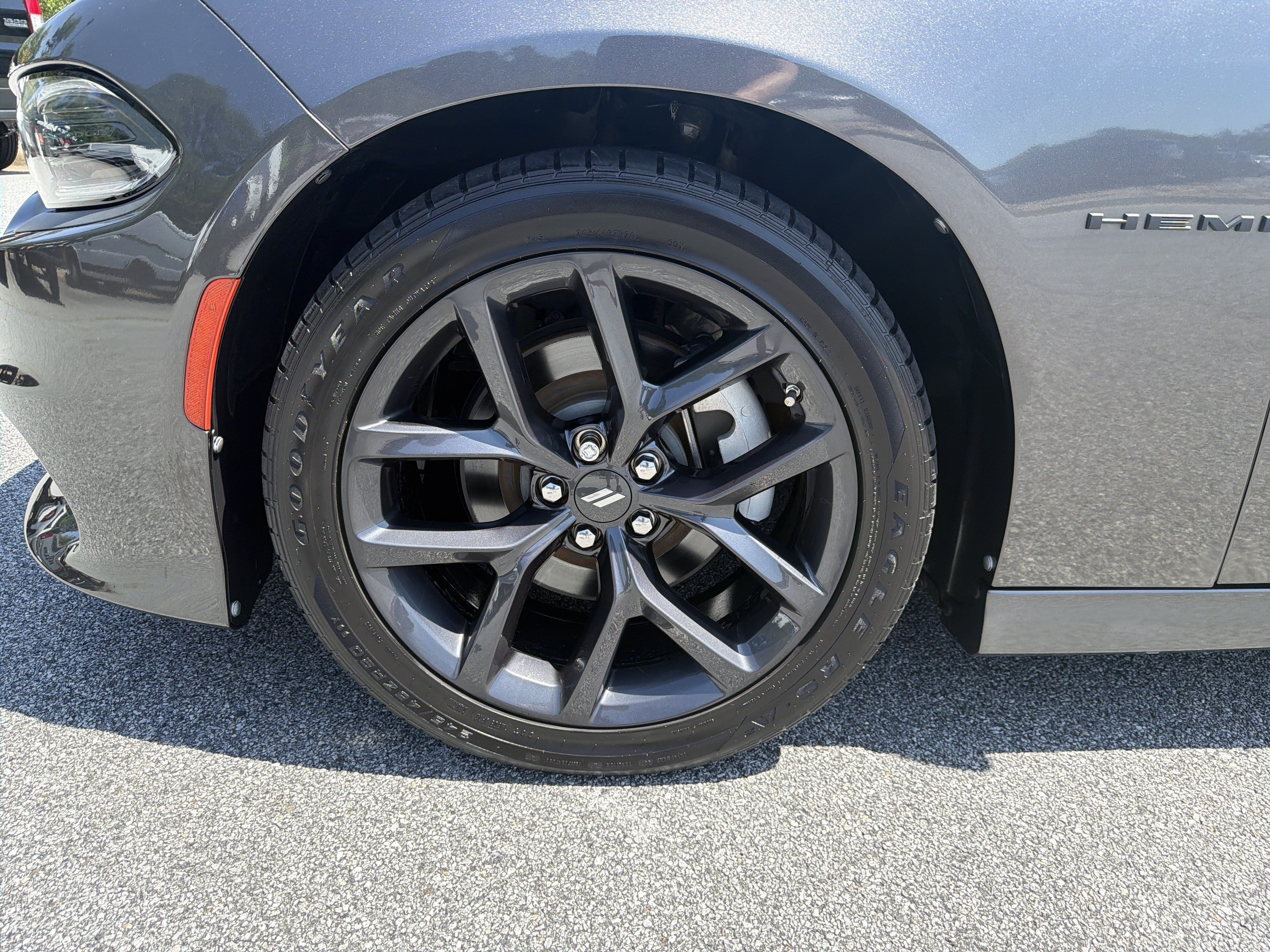 Used 2022 Dodge Charger R/T w/ Blacktop Package RWD image 13