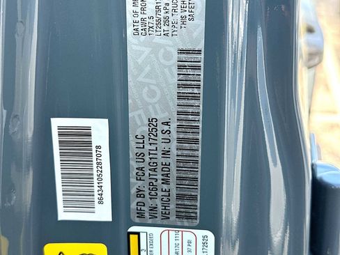 New 2026 Jeep Gladiator Sport image 22