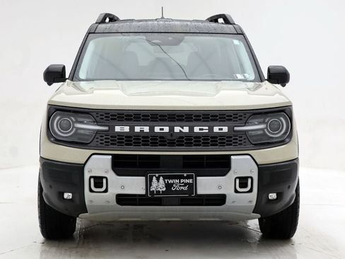 Used 2025 Ford Bronco Sport Badlands AWD/4WD image 4