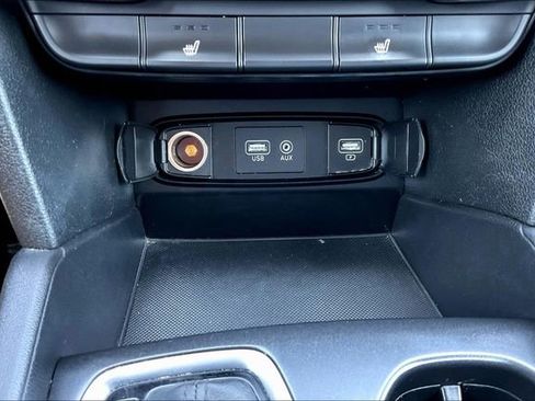 Used 2019 Hyundai Santa Fe SEL image 33