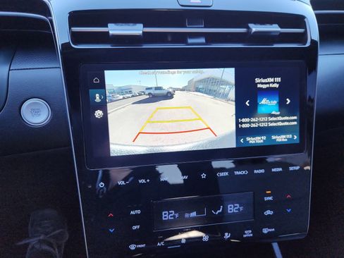 Used 2023 Hyundai Santa Cruz SEL Premium image 25