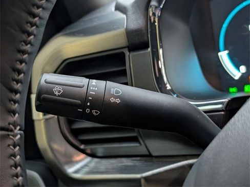 Used 2023 Ford F150 Lariat image 21