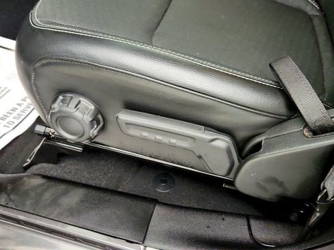 Used 2023 Jeep Wrangler Unlimited Sport AWD/4WD image 11