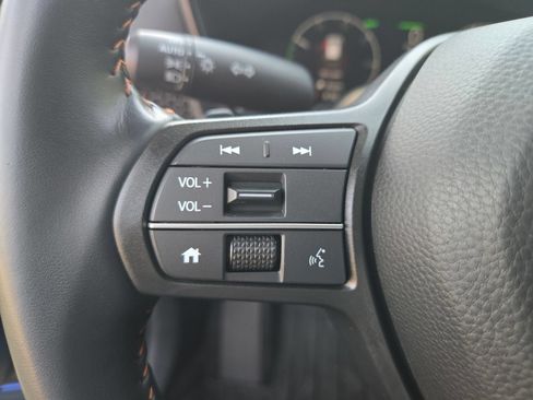 Used 2025 Honda CR-V Sport-L image 12
