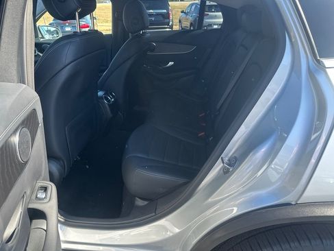 Used 2017 Mercedes-Benz GLC 300 4MATIC Coupe image 23